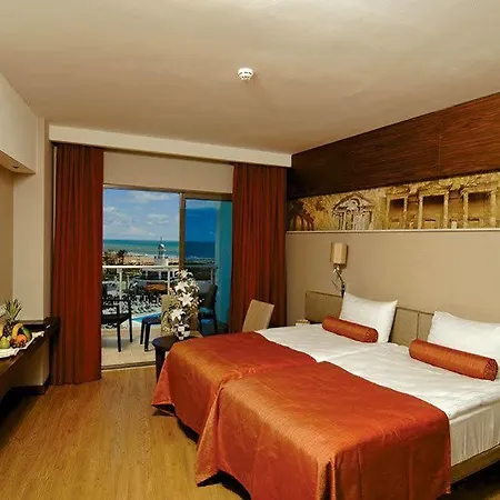 Resort Commodore Elite & Ultra (adults Only) Evrenseki