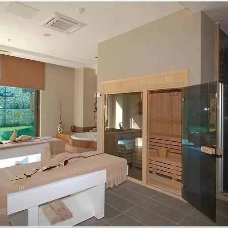 אתר נופש Commodore Elite & Ultra (adults Only) Evrenseki