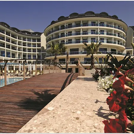 Commodore Elite & Ultra (adults Only) אתר נופש 5*