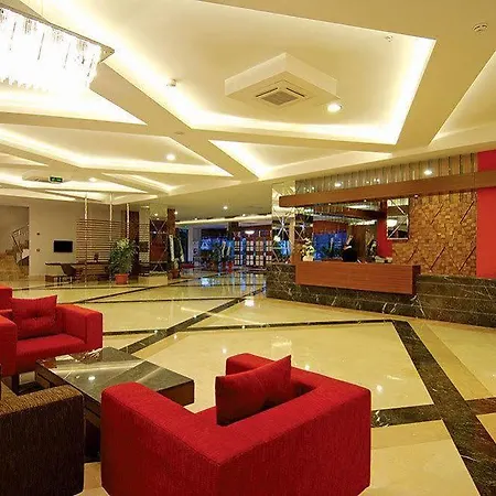 Commodore Elite & Ultra (adults Only) אתר נופש 5*